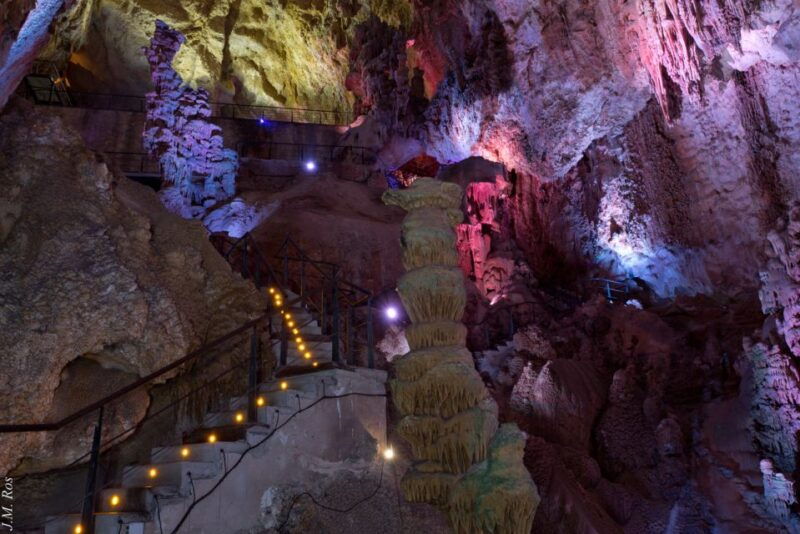 alicante-canelobre-caves-tour-with-private-transport