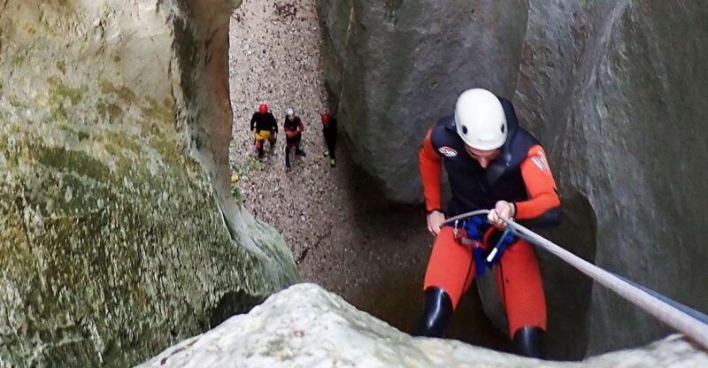 alicante-canyoning-adventure-in-barranco-de-cucales
