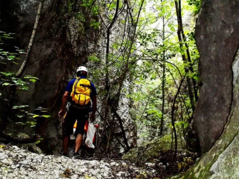 alicante-canyoning-adventure-in-barranco-de-cucales