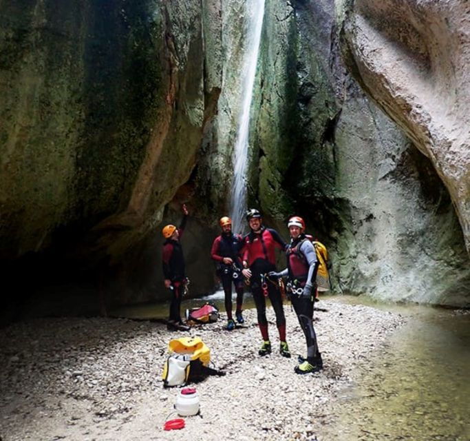 alicante-canyoning-adventure-in-barranco-de-cucales