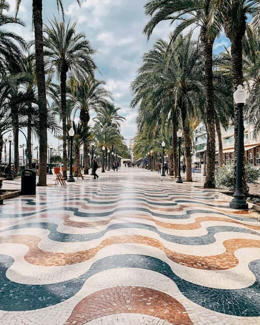 Alicante: City Bike Tour and SUP Board Rental - Summary