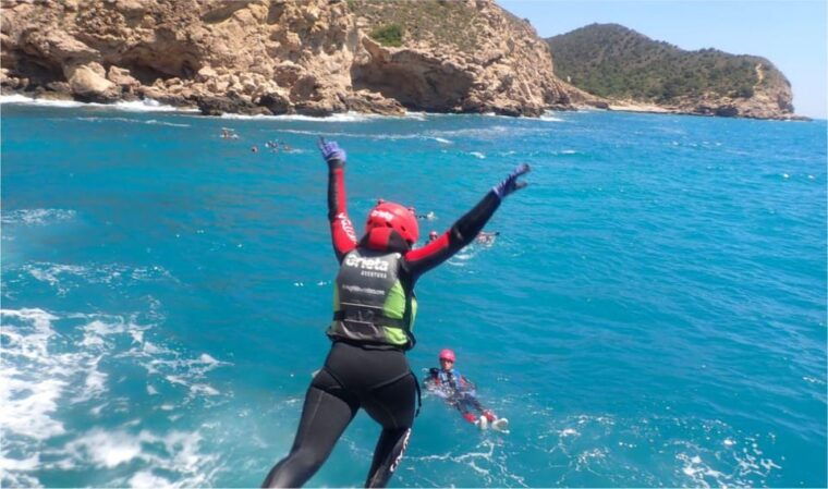 alicante-coasteering-adventure-on-torres-de-la-villajoyosa