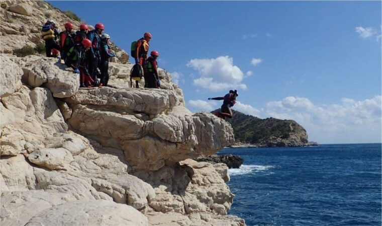 alicante-coasteering-adventure-on-torres-de-la-villajoyosa