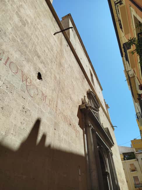 Alicante Essentials: 2-Hour Walking Tour with a Local Guide - Alicante Essentials: 2-Hour Walking Tour with a Local Guide