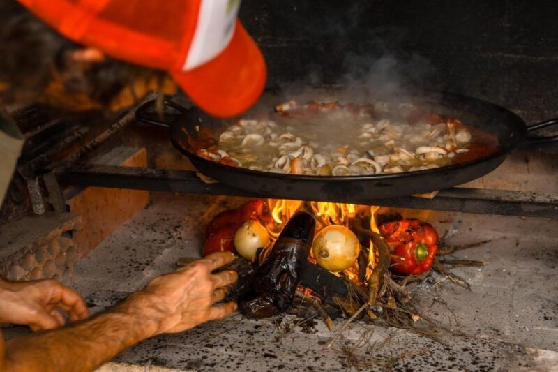 alicante-food-walking-tour-with-wine-tasting-and-tapas