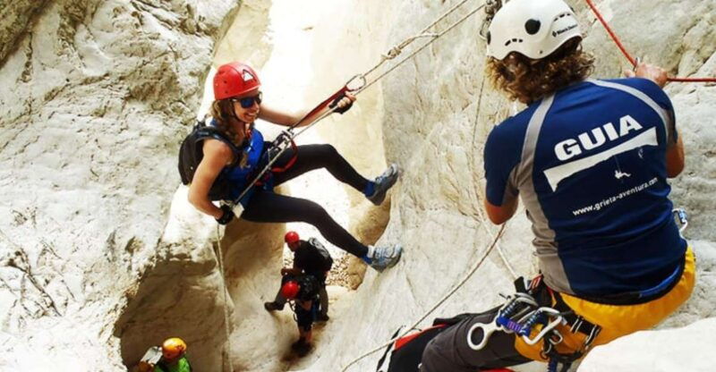 alicante-guided-canyoning-experience-in-the-ravine-of-hell