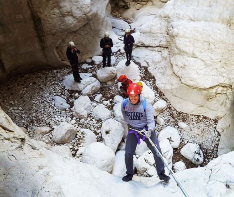 alicante-guided-canyoning-experience-in-the-ravine-of-hell