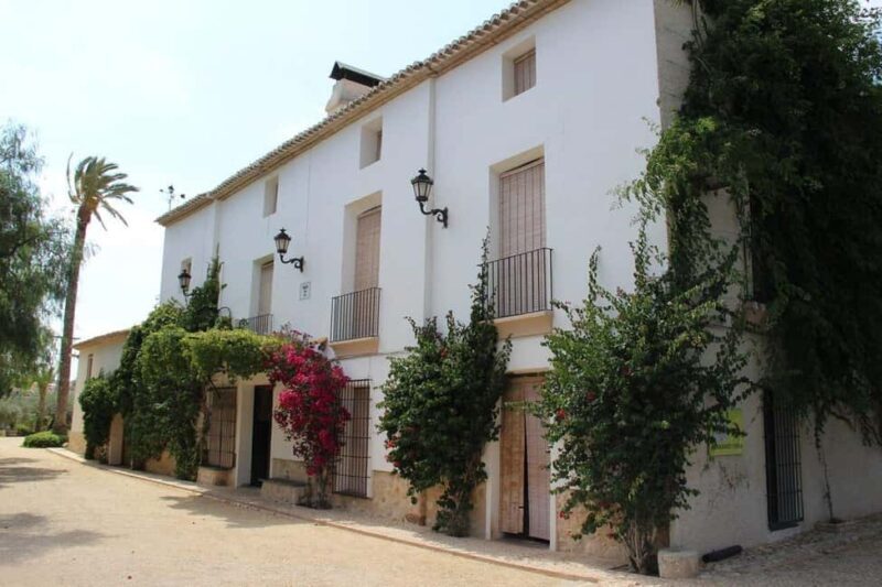 Alicante: Old Winery with Tastings & Gaudí's style of Church - Who Would Love This Tour?
