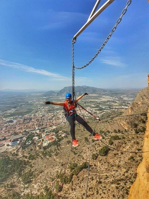 alicante-redovan-via-ferrata-family-climb