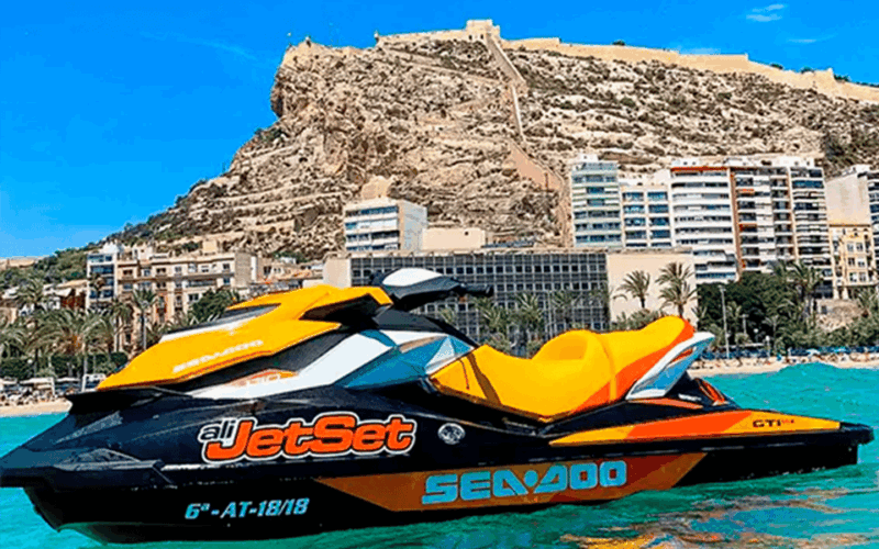 alicante-snorkeling-paddle-surfing-and-riding-a-jetski