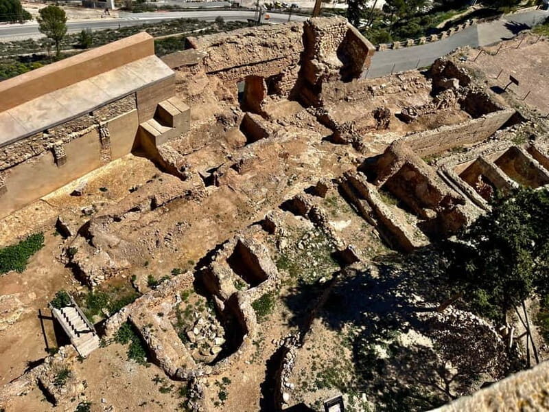 Alicante: Visit to an Old Winery and Castle with 3 Wine Tastings and Pick-up - FAQ  