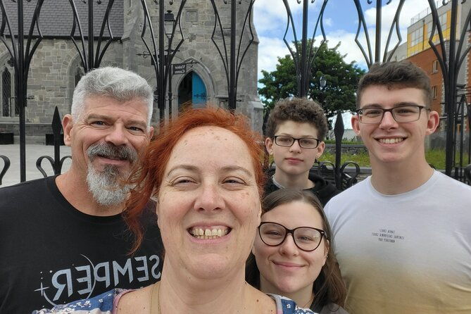 alien-invasion-in-dublin-exploration-game-and-tour
