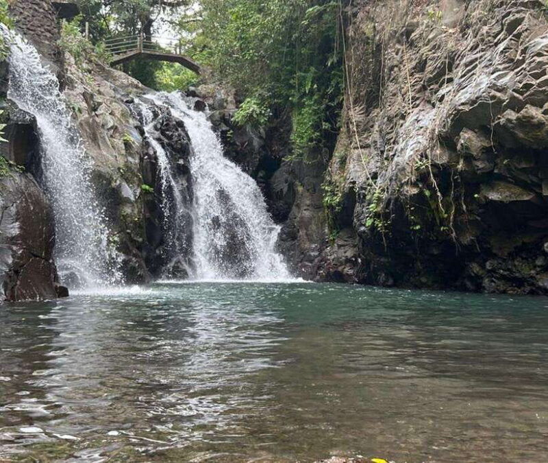 aling-aling-warerfalls-long-trek