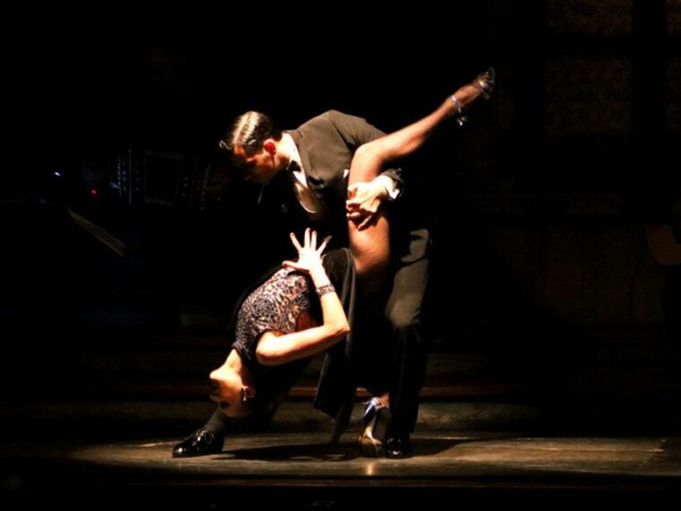 aljibe-tango-only-tango-folklore-show-transfer