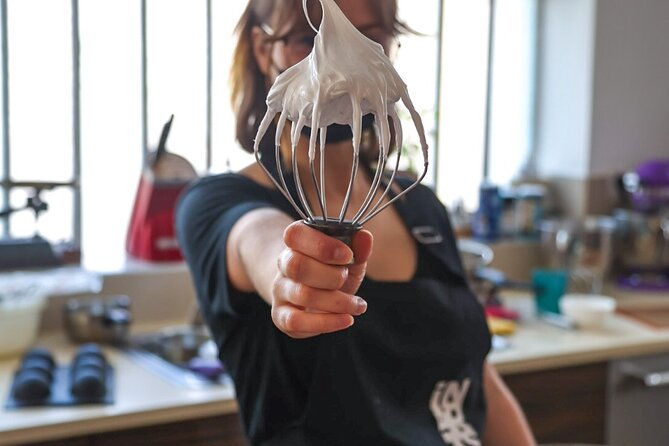 all-about-meringue-a-pastry-culinary-arts-workshop-in-paris