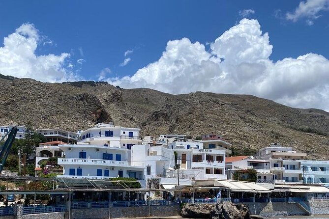 all-day-road-trip-from-the-north-mountains-to-the-south-beaches