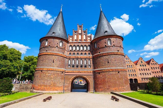 all-in-one-beautiful-lubeck-shore-excursion-from-kiel-port