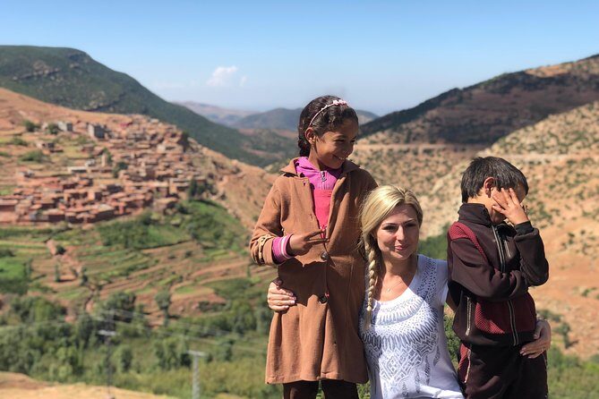 All Inclusive Atlas Mountains & 5 Valleys Day Tour from Marrakech - Transportation and Group Size