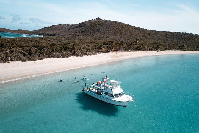 all-inclusive-beach-snorkel-boat-tour-to-icacos-island