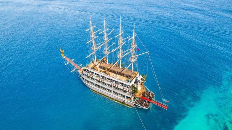 all-inclusive-boat-trip-with-lunch-and-unlimited-drinks