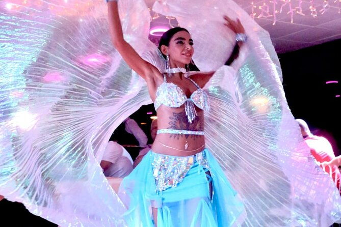 all-inclusive-bosphorus-dinner-cruise-and-turkish-night-show