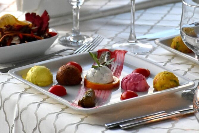 all-inclusive-bosphorus-dinner-cruise-and-turkish-night-show