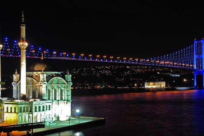 all-inclusive-bosphorus-dinner-cruise-with-turkish-night-show