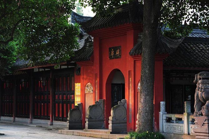 All Inclusive Chengdu Private Day Tour to Panda Breeding Base andCity Highlights - The Panda Breeding Base: Up Close with Giants