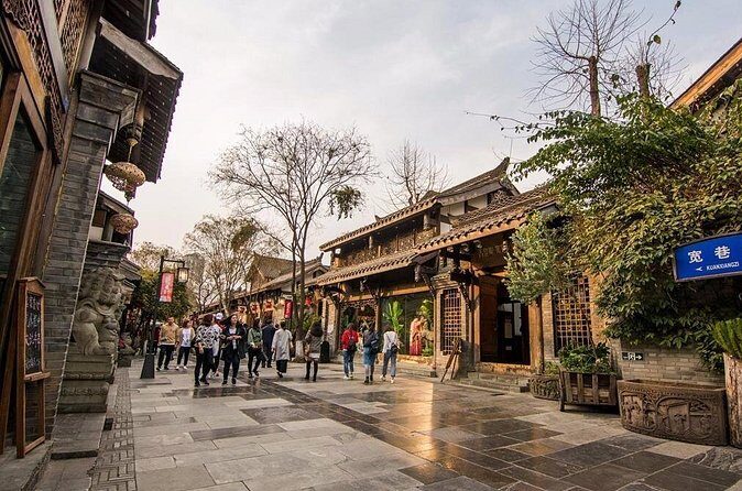 All Inclusive Chengdu Private Day Tour to Panda Breeding Base andCity Highlights - Additional Notes and Flexibility