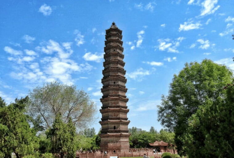 all-inclusive-from-zhenzhou-to-kaifeng-highlights-city-tour
