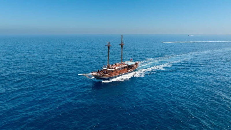 All inclusive Gullet Cruise to Gozo & the Blue Lagoon (CMO) - Key Points