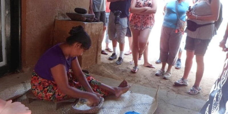 all-inclusive-hiriwadunna-experience-with-traditional-lunch