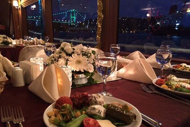 all-inclusive-istanbul-bosphorus-dinner-cruise-with-live-showsunlimited-drinks