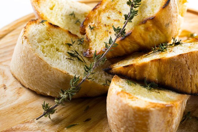 all-inclusive-pompeii-pizza-class-olive-oil-experience