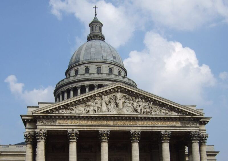 all-inclusive-private-car-tour-of-paris