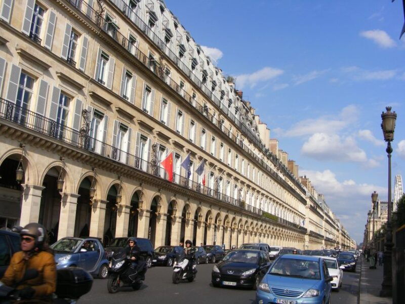 all-inclusive-private-car-tour-of-paris