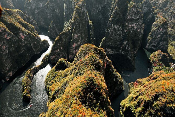 All-inclusive Private Day Tour to Longqingxia Gorge and Badaling Great Wall - The Sum Up