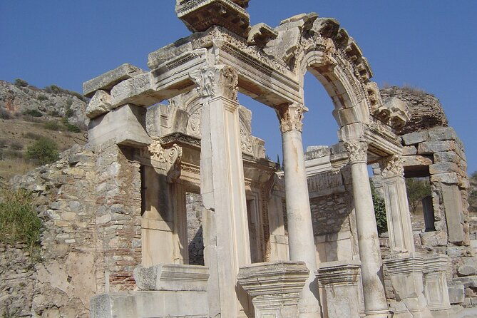 all-inclusive-private-ephesus-the-house-of-the-virgin-mary-sirince-village-2