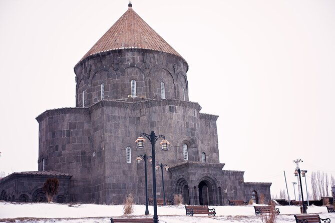 all-inclusive-private-guided-tour-of-kars-city