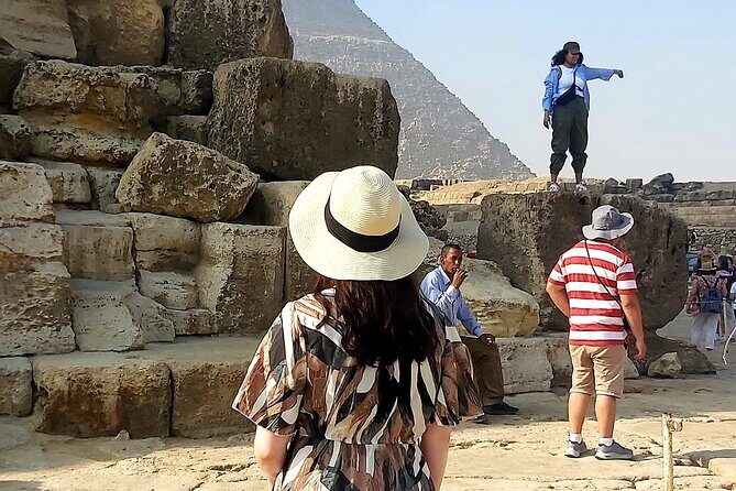 All inclusive private tour to giza pyramids sphinx and shoping - Key Points