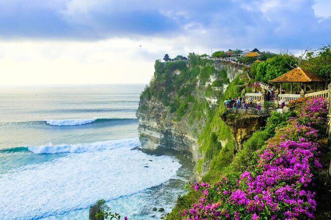 All Inclusive Private Uluwatu Sunset Tour with Kecak Dance Show - Key Points