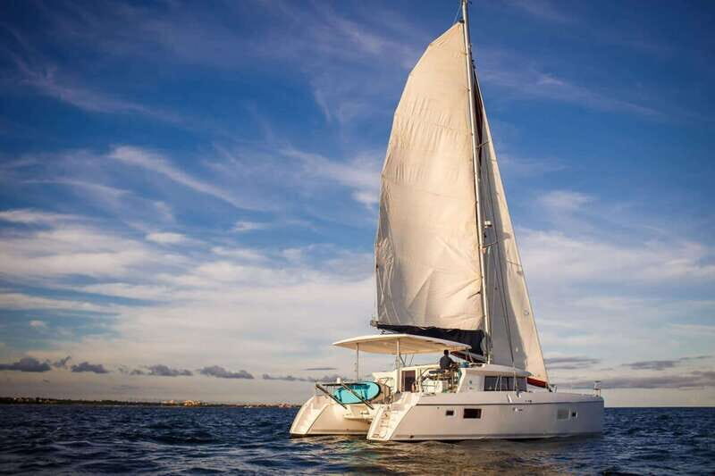 All-Inclusive Romantic Dinner Aboard a Luxurious Yacht - Key Points