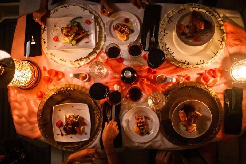 All-Inclusive Romantic Dinner Aboard a Luxurious Yacht - FAQs