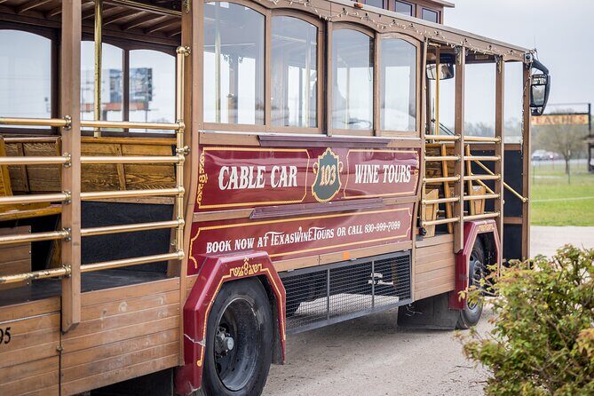 All-Inclusive Social Wine Tour - The Guide and Overall Experience