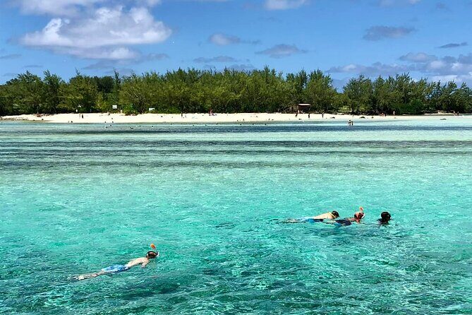All inclusive SPEEDBOAT FULL DAY to ILE AUX CERF & GRSE WATERFALL - FAQs