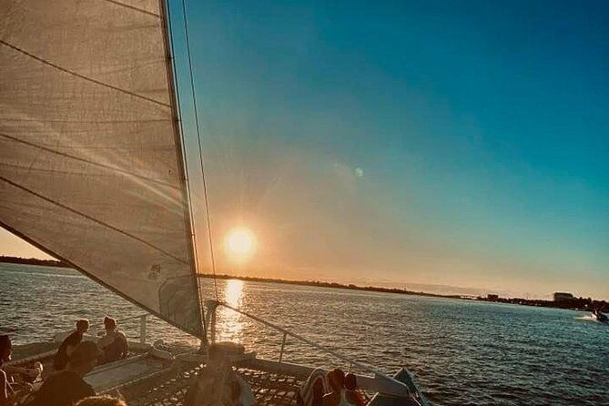 all-inclusive-sunset-dinner-cruise-in-nassau-bahamas