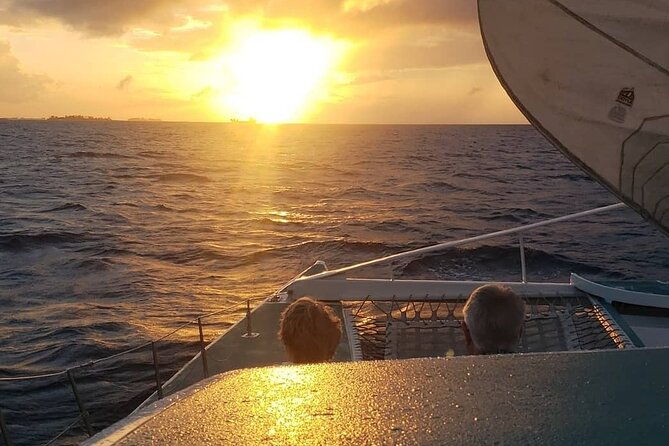 all-inclusive-sunset-dinner-cruise-in-nassau-bahamas