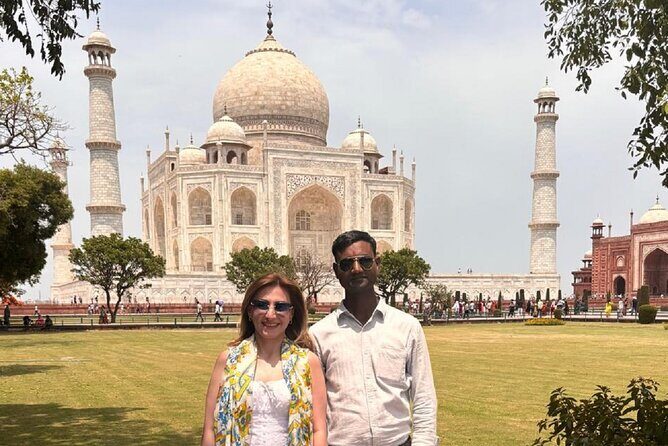 All Inclusive Taj Mahal, Agra Fort & Baby Taj Day Tour From Delhi - FAQ