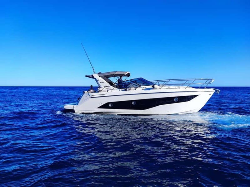 All Inclusive Taormina Bay privare luxurious yacht - Setting Sail in Style: What to Expect