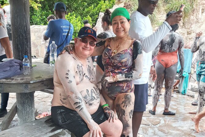 all-inclusive-tour-sulfur-mud-bath-waterfallbeach-lunch-break